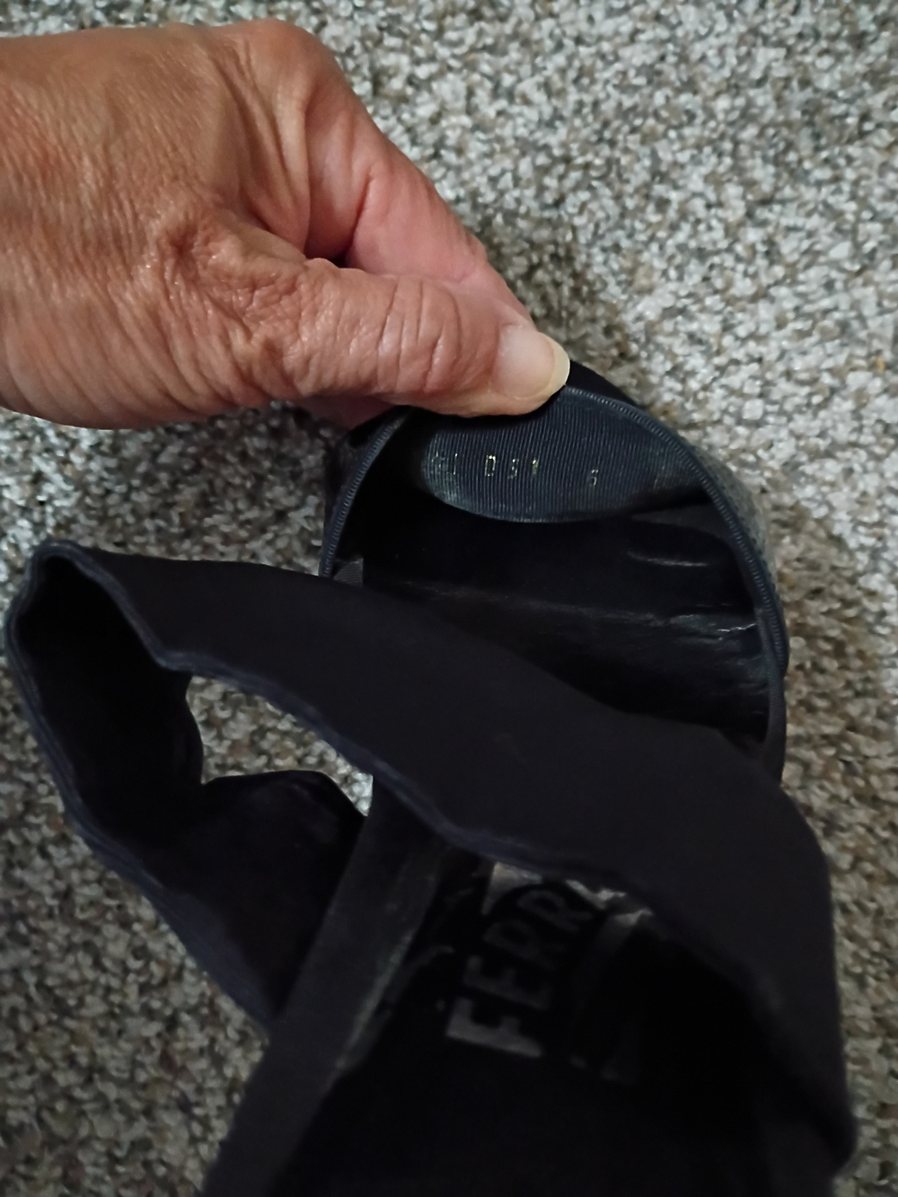Woman's Salvatore Ferragamo Black Double Strap Slide Sandals Gancini Embossed. 6 - Picture 9 of 10